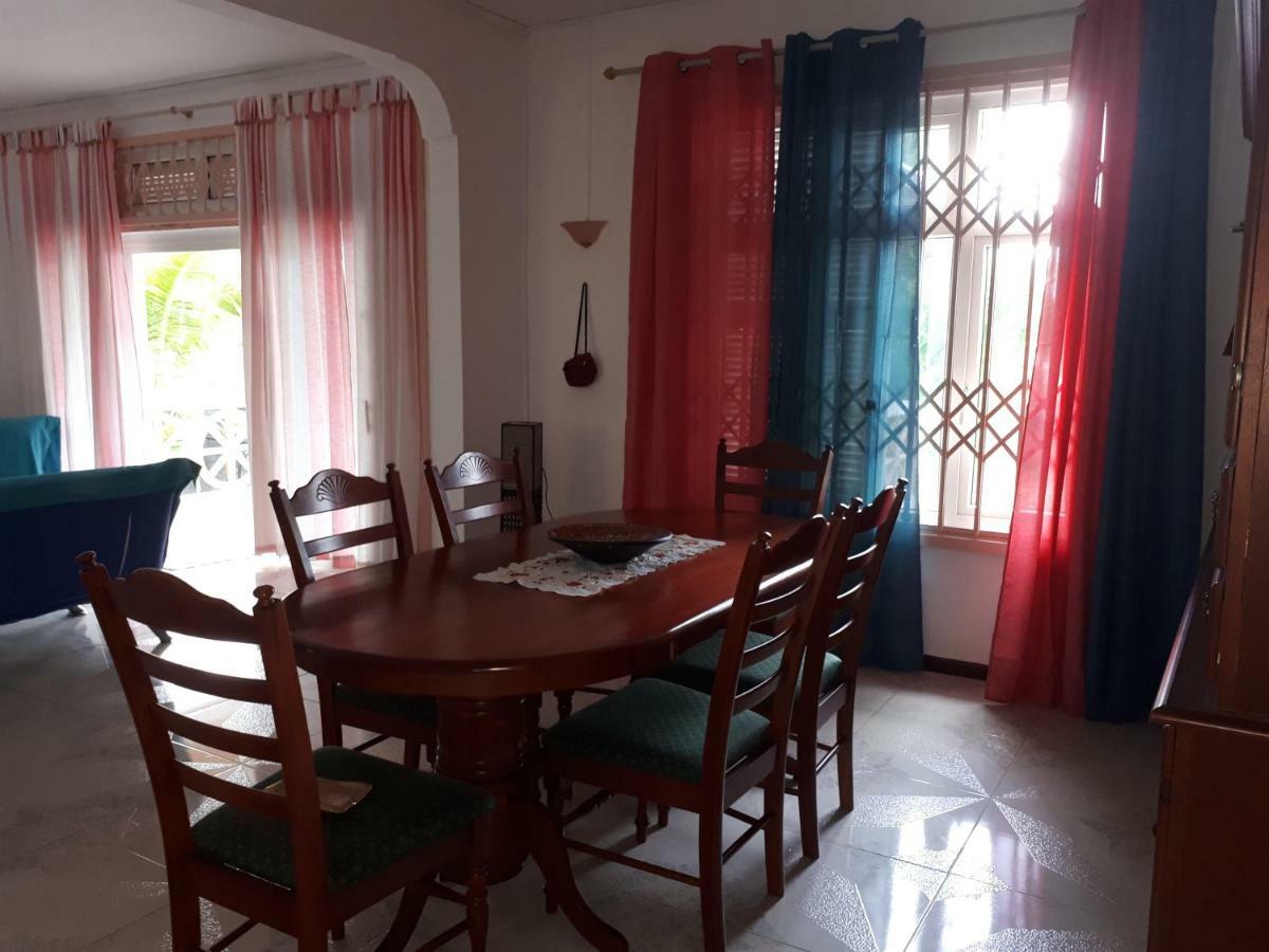 Apt In La Gaulette Luaran gambar
